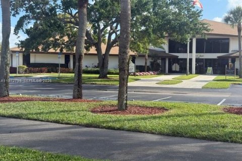 Снять в аренду квартиру в Пемброк-Пайнс, Флорида 1 спальня, 55.93м2, № 2044665 - фото 25