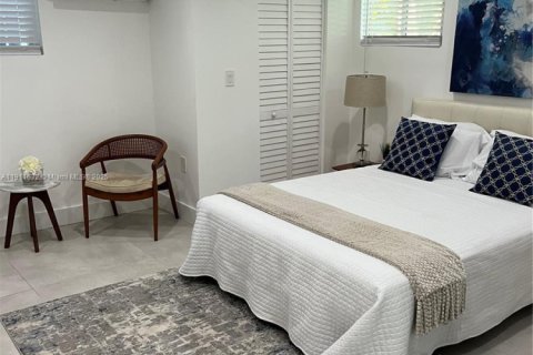 Casa en venta en Fort Lauderdale, Florida, 3 dormitorios, 121.7 m2 № 1973853 - foto 6