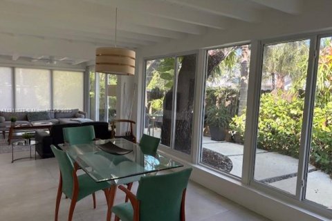 Casa en venta en Fort Lauderdale, Florida, 3 dormitorios, 121.7 m2 № 1973853 - foto 3