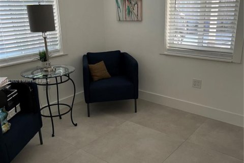 Casa en venta en Fort Lauderdale, Florida, 3 dormitorios, 121.7 m2 № 1973853 - foto 12