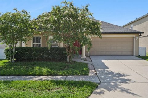 House in Groveland, Florida 3 bedrooms, 188.5 sq.m. № 2296619