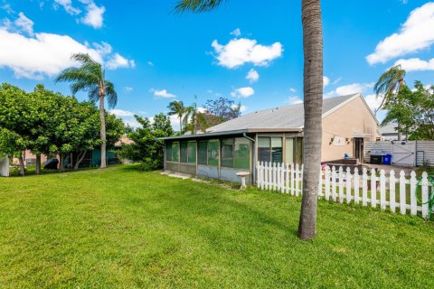 Villa ou maison à vendre à Boynton Beach, Floride: 3 chambres, 125.05 m2 № 2147318 - photo 25