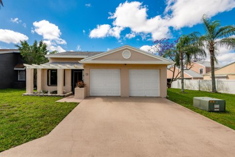 Villa ou maison à Boynton Beach, Floride 3 chambres, 125.05 m2 № 2147318