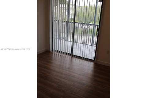 Condominio en venta en Miami, Florida, 2 dormitorios, 111.39 m2 № 1964936 - foto 9