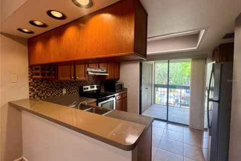 Condominio en venta en Oldsmar, Florida, 2 dormitorios, 85.84 m2 № 2100383 - foto 3