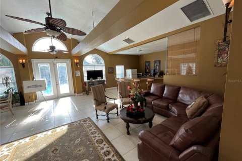 Condo in Lake Mary, Florida, 2 bedrooms № 2115970 - photo 27