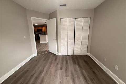 Condo in Lake Mary, Florida, 2 bedrooms № 2115970 - photo 14