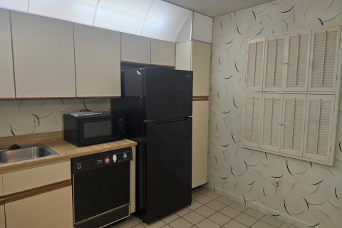 Купить кондоминиум в Уэст-Палм-Бич, Флорида 7 комнат, 87.79м2, № 2084188 - фото 4