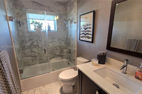 Villa ou maison à louer à Hollywood, Floride: 3 chambres, 151.62 m2 № 1996846 - photo 11