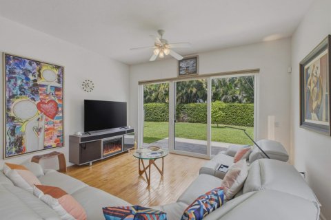 Villa ou maison à vendre à Delray Beach, Floride: 3 chambres, 158.96 m2 № 2077445 - photo 14