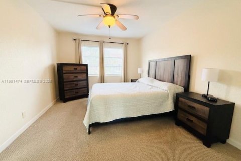 Condominio en venta en Lauderdale Lakes, Florida, 1 dormitorio, 61.5 m2 № 2153145 - foto 25