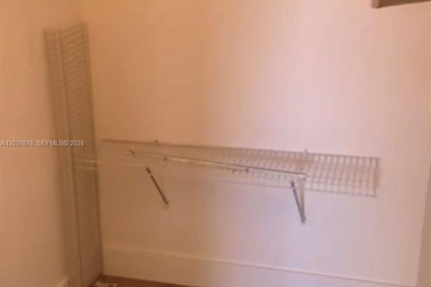 Copropriété à louer à Homestead, Floride: 2 chambres, 75.72 m2 № 2155047 - photo 7