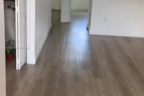 Copropriété à louer à Homestead, Floride: 2 chambres, 75.72 m2 № 2155047 - photo 13