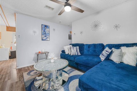 Casa en venta en Lake Wales, Florida, 3 dormitorios, 142.7 m2 № 2240016 - foto 7