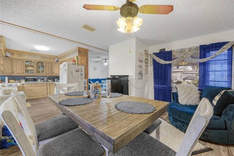 Casa en venta en Lake Wales, Florida, 3 dormitorios, 142.7 m2 № 2240016 - foto 11