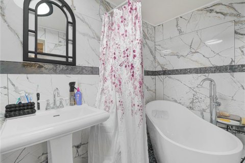 Casa en venta en Lake Wales, Florida, 3 dormitorios, 142.7 m2 № 2240016 - foto 25