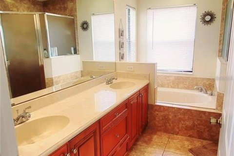 Villa ou maison à louer à Poinciana, Floride: 4 chambres, 203.18 m2 № 2391459 - photo 21