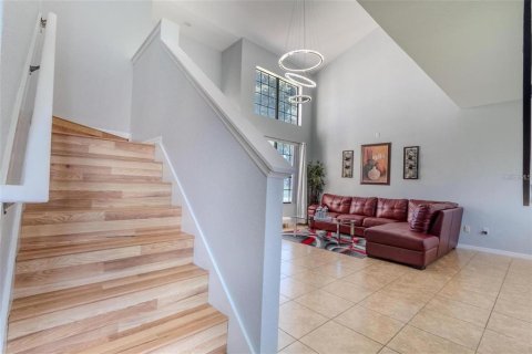 Villa ou maison à louer à Poinciana, Floride: 4 chambres, 203.18 m2 № 2391459 - photo 15