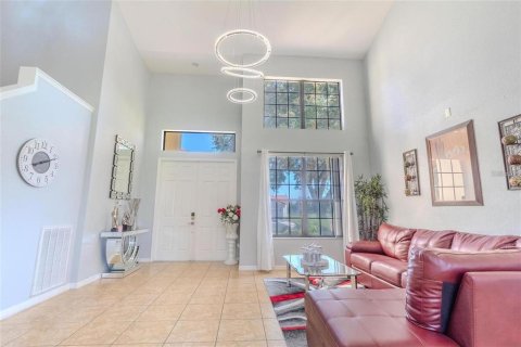 Villa ou maison à louer à Poinciana, Floride: 4 chambres, 203.18 m2 № 2391459 - photo 6