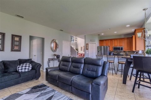 Villa ou maison à louer à Poinciana, Floride: 4 chambres, 203.18 m2 № 2391459 - photo 12