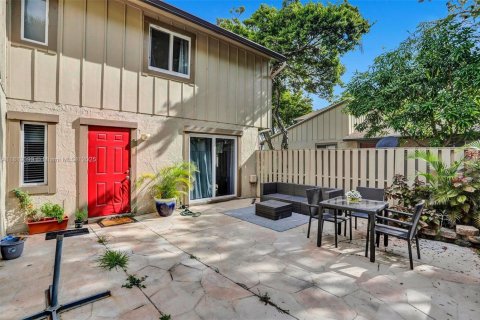 Touwnhouse à vendre à Lauderhill, Floride: 2 chambres, 87.33 m2 № 1961677 - photo 6