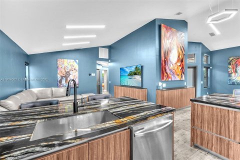 Villa ou maison à vendre à Weston, Floride: 3 chambres, 142.33 m2 № 2013865 - photo 11