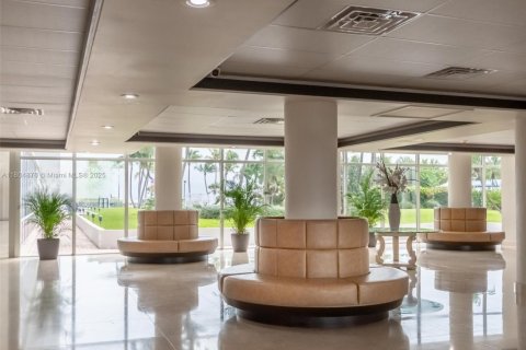 Купить кондоминиум в Майами-Бич, Флорида 1 спальня, 91.79м2, № 1748331 - фото 15