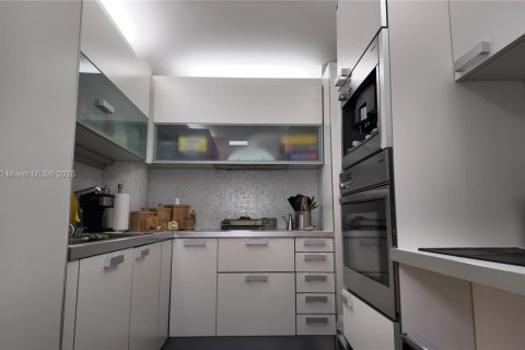 Купить кондоминиум в Майами-Бич, Флорида 1 спальня, 91.79м2, № 1748331 - фото 10