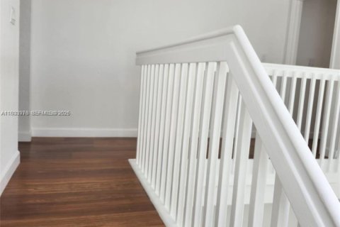 Casa en venta en Doral, Florida, 3 dormitorios, 187.11 m2 № 2055136 - foto 12