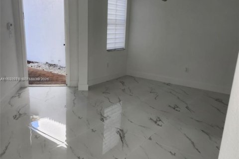 Casa en venta en Doral, Florida, 3 dormitorios, 187.11 m2 № 2055136 - foto 20