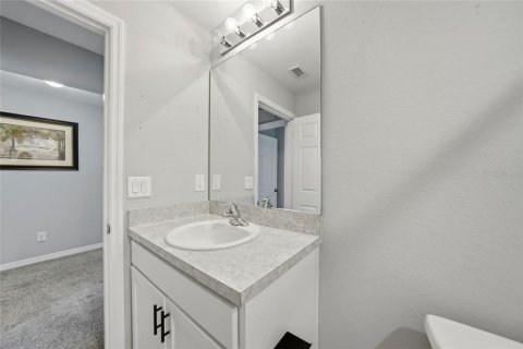 House in Lehigh Acres, Florida 3 bedrooms, 144.09 sq.m. № 2135242 - photo 21