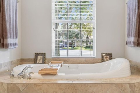 Villa ou maison à vendre à New Port Richey, Floride: 4 chambres, 276.11 m2 № 2348145 - photo 26