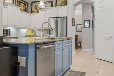 Villa ou maison à vendre à New Port Richey, Floride: 4 chambres, 276.11 m2 № 2348145 - photo 10