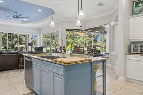 Villa ou maison à vendre à New Port Richey, Floride: 4 chambres, 276.11 m2 № 2348145 - photo 14