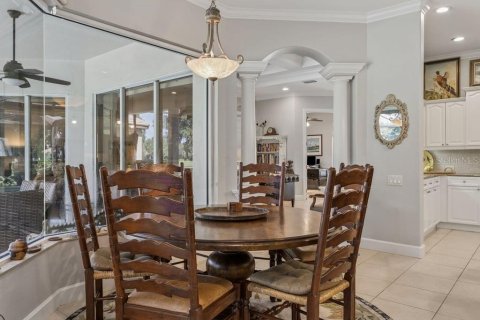 Villa ou maison à vendre à New Port Richey, Floride: 4 chambres, 276.11 m2 № 2348145 - photo 15