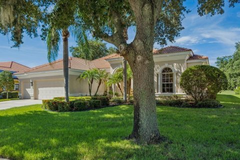 Villa ou maison à vendre à New Port Richey, Floride: 4 chambres, 276.11 m2 № 2348145 - photo 2