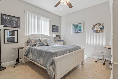 Villa ou maison à vendre à New Port Richey, Floride: 4 chambres, 276.11 m2 № 2348145 - photo 30