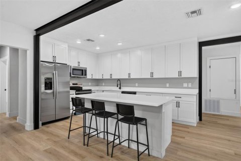 Villa ou maison à vendre à Maitland, Floride: 3 chambres, 138.89 m2 № 2434550 - photo 8