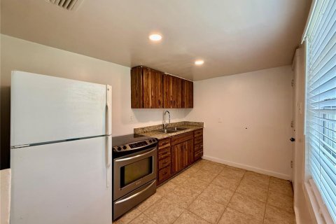 Villa ou maison à louer à Orlando, Floride: 2 chambres, 73.95 m2 № 2319010 - photo 6