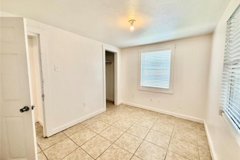 Villa ou maison à louer à Orlando, Floride: 2 chambres, 73.95 m2 № 2319010 - photo 9