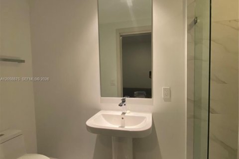 Copropriété à louer à Miami, Floride: 1 chambre, 81.85 m2 № 2168792 - photo 12
