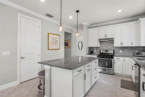 House in Bradenton, Florida 2 bedrooms, 129.6 sq.m. № 2121483 - photo 13