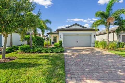 House in Bradenton, Florida 2 bedrooms, 129.6 sq.m. № 2121483 - photo 2