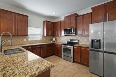 House in Plant City, Florida 4 bedrooms, 228.17 sq.m. № 2120916 - photo 15