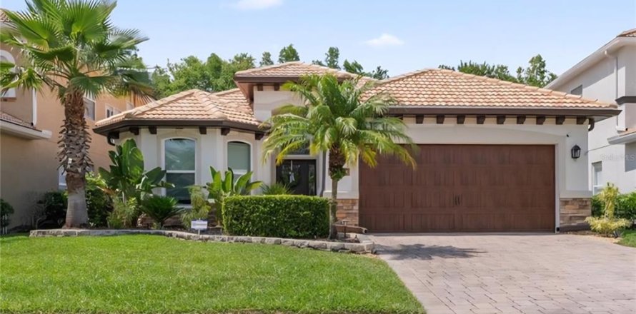 House in Tampa, Florida 3 bedrooms, 180.6 sq.m. № 1783267