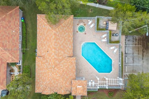 Купить таунхаус в Санрайз, Флорида 2 спальни, 126.81м2, № 2006811 - фото 29