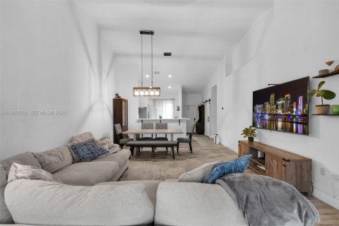 Купить таунхаус в Санрайз, Флорида 2 спальни, 126.81м2, № 2006811 - фото 9