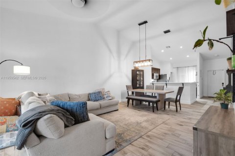 Купить таунхаус в Санрайз, Флорида 2 спальни, 126.81м2, № 2006811 - фото 8