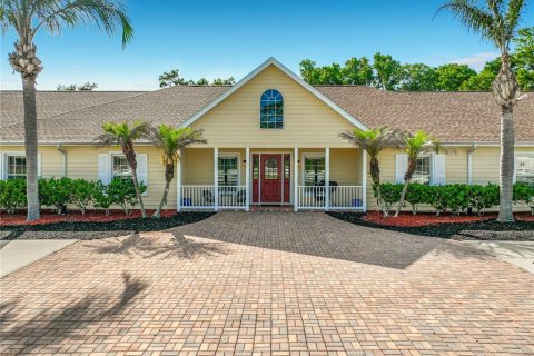 Villa ou maison à vendre à Chuluota, Floride: 8 chambres, 418.71 m2 № 2231075 - photo 7