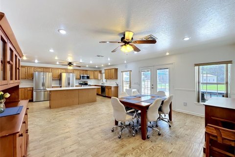 Villa ou maison à vendre à Chuluota, Floride: 8 chambres, 418.71 m2 № 2231075 - photo 15